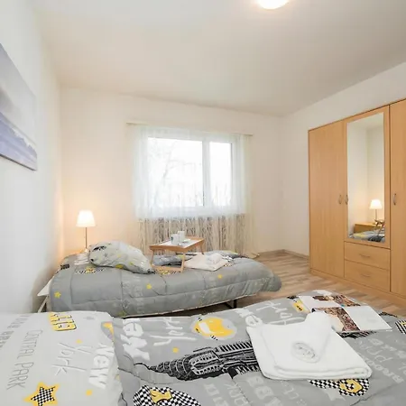On The 2br With Garage In Porto Ronco - Happy *