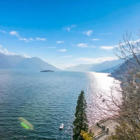 On The 2br With Garage In Porto Ronco - Happy Ronco sopra Ascona