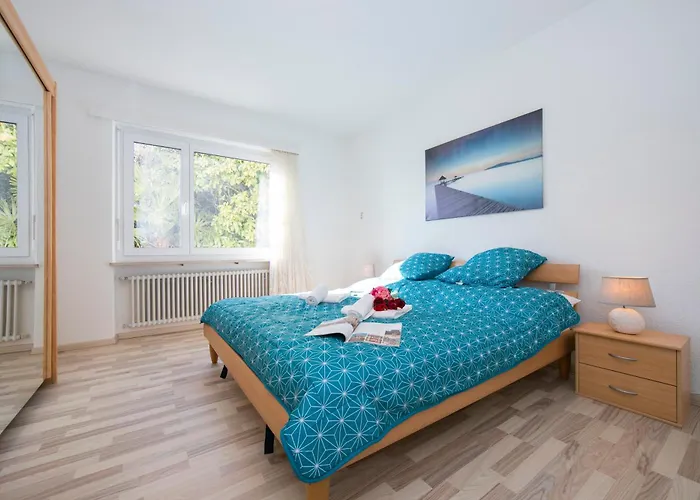 Lake View 2 Bedroom In Porto Ronco - Happy Rentals Apartament